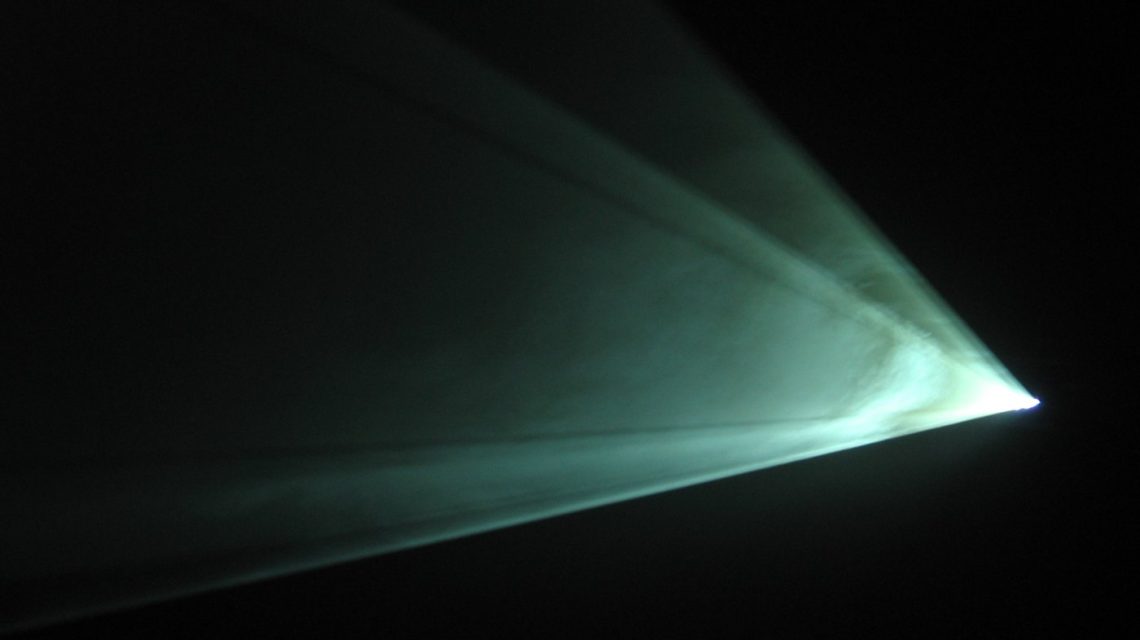 Sculture di luce: l’arte effimera di Anthony McCall